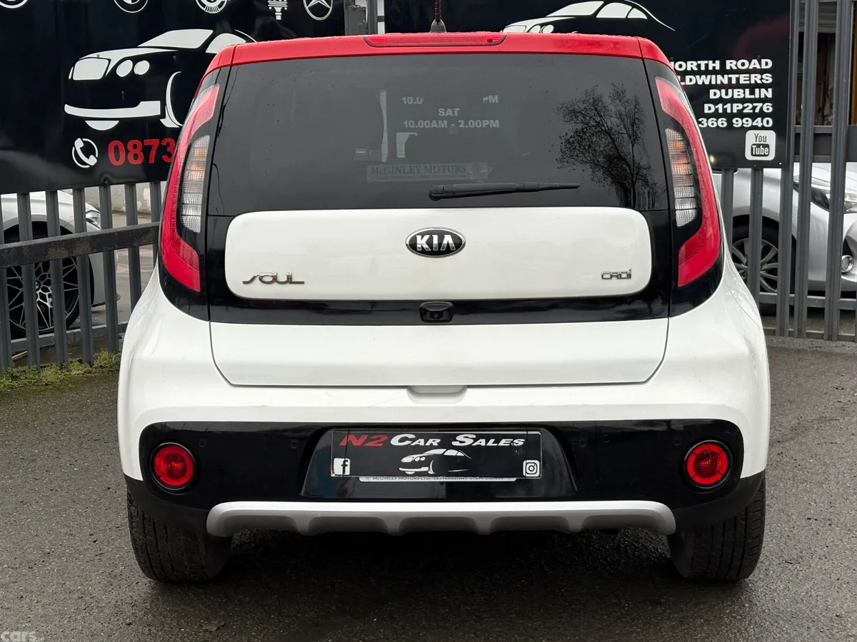 Kia Soul Hatchback, Diesel, 2018, White