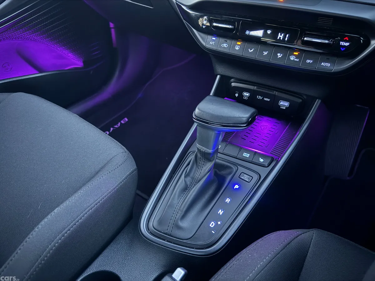 Hyundai Bayon Estate/Jeep, Petrol, 2025, White