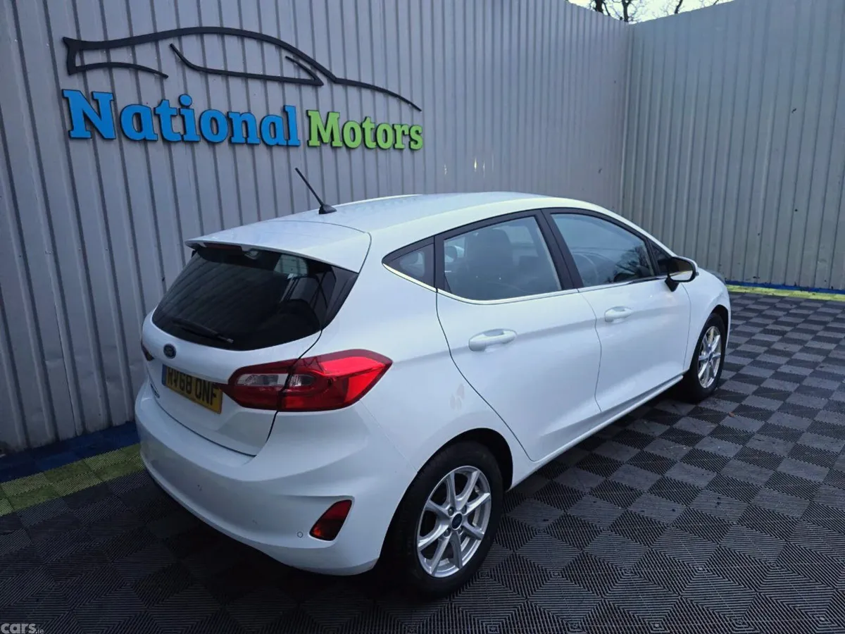 Ford Fiesta Hatchback, Petrol, 2018, White