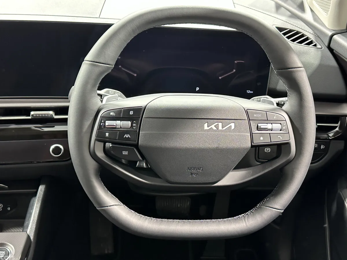 Kia Sportage SUV, Petrol Hybrid, 2026, White