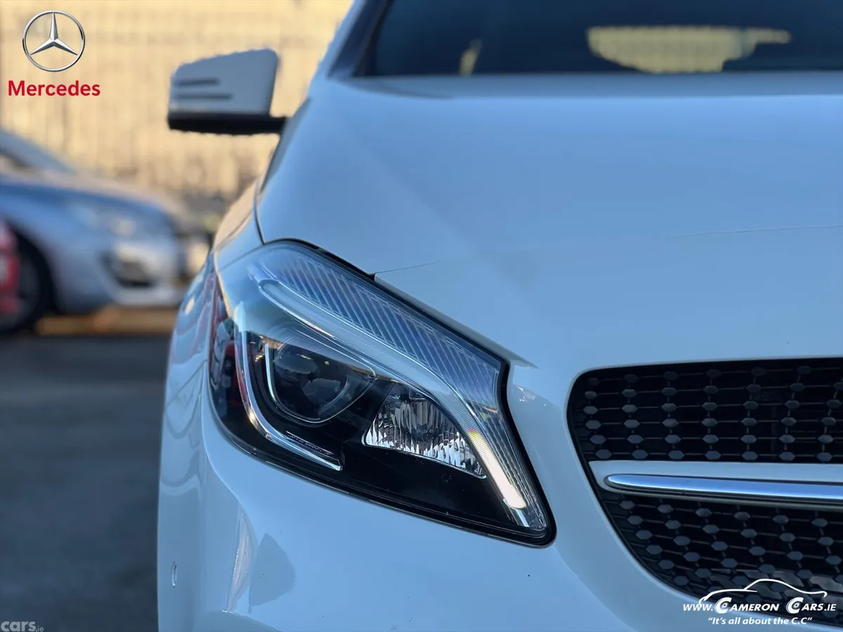 Mercedes-Benz A-Class Hatchback, Petrol, 2018, White