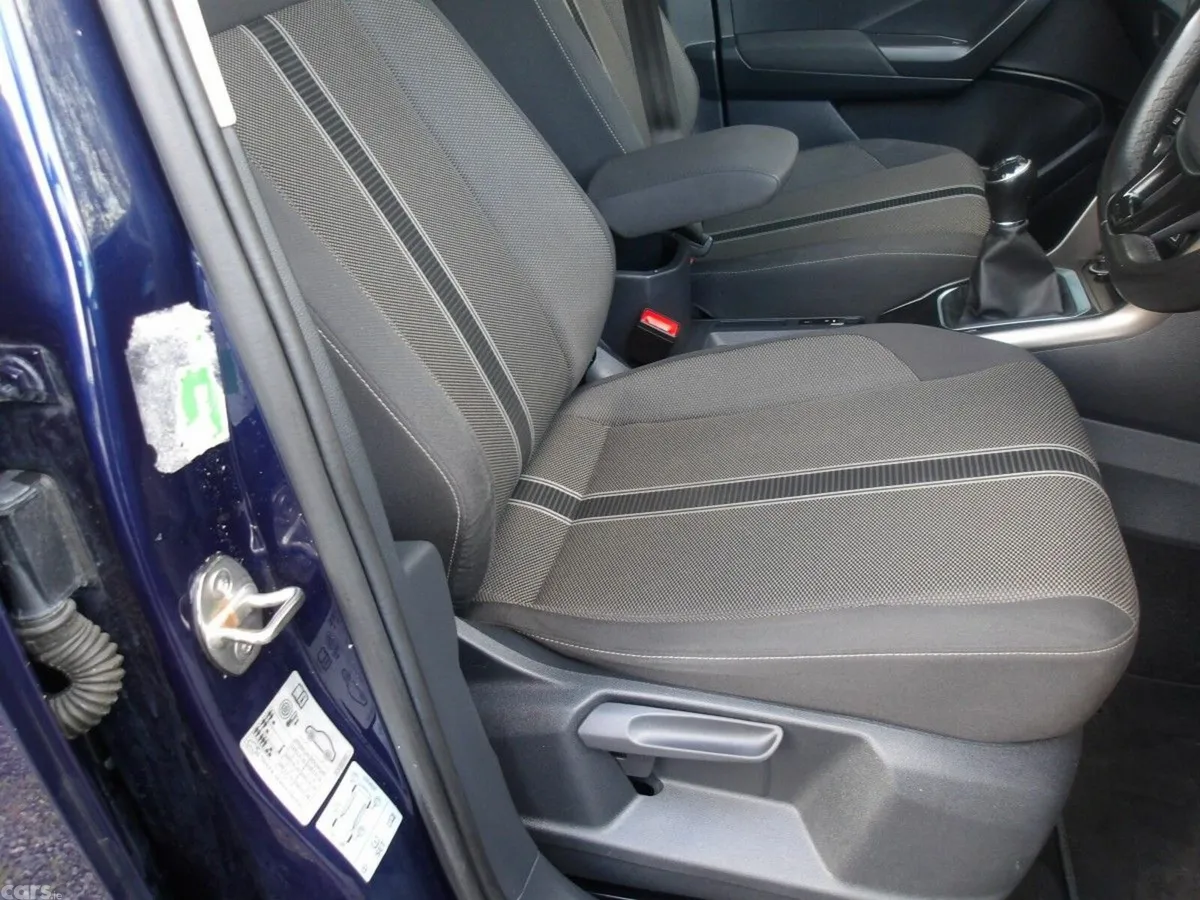 Volkswagen T-Roc SUV, Diesel, 2019, Blue