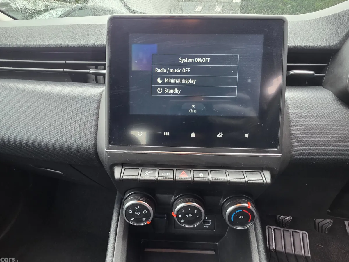 Renault Clio Hatchback, Petrol, 2022, Red