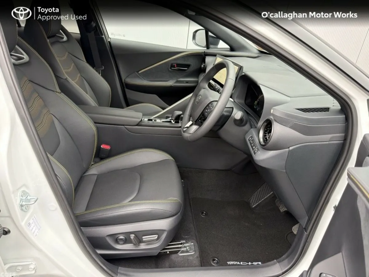 Toyota C-HR Hatchback, Petrol Plug-in Hybrid, 2025, White