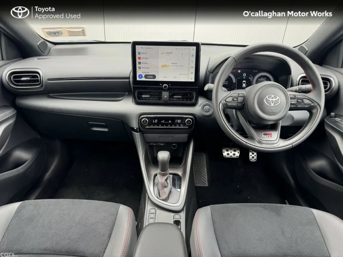 Toyota Yaris Hatchback, Petrol Hybrid, 2025, White
