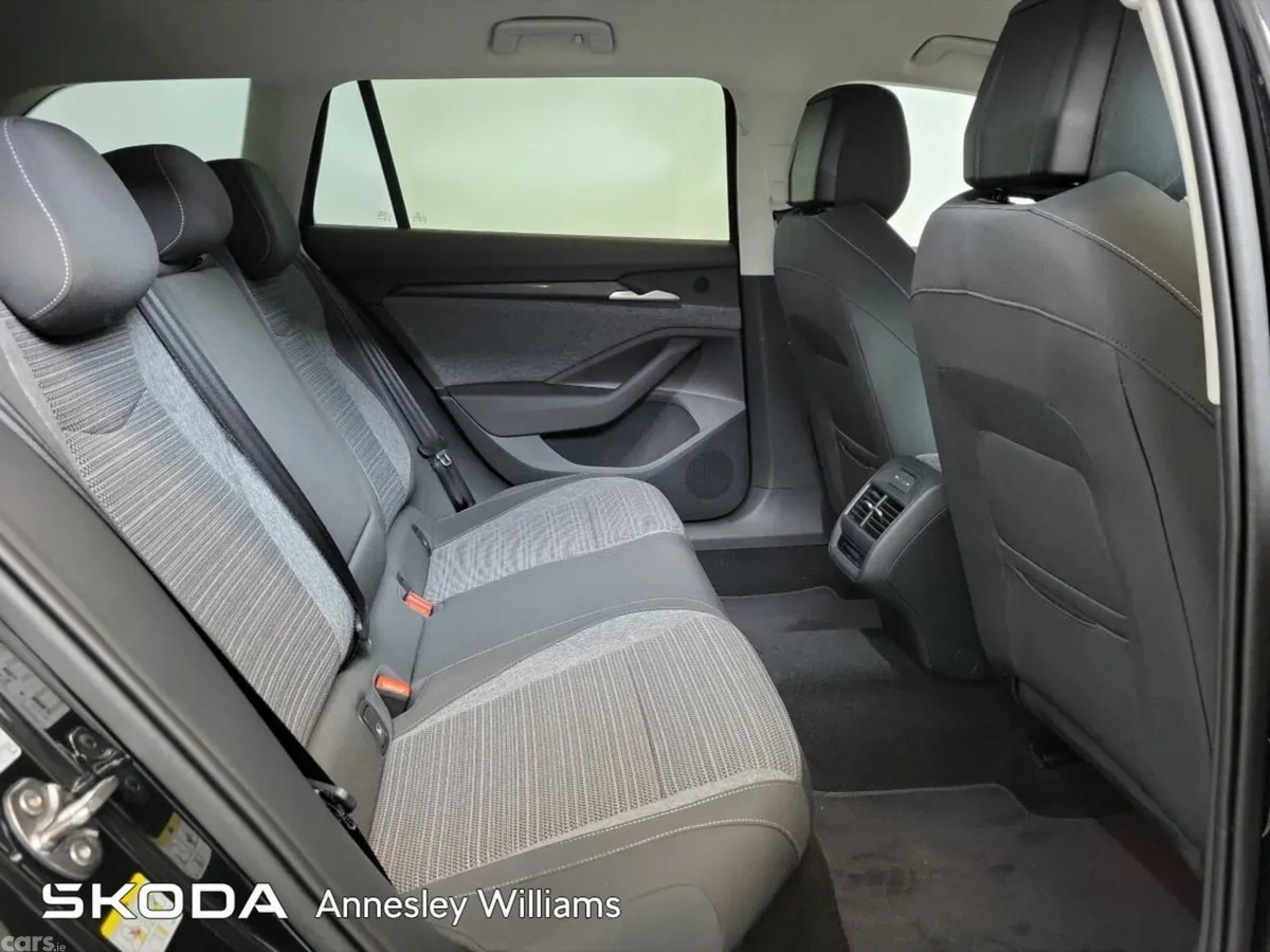 Skoda Superb Estate, Diesel, 2026, Black