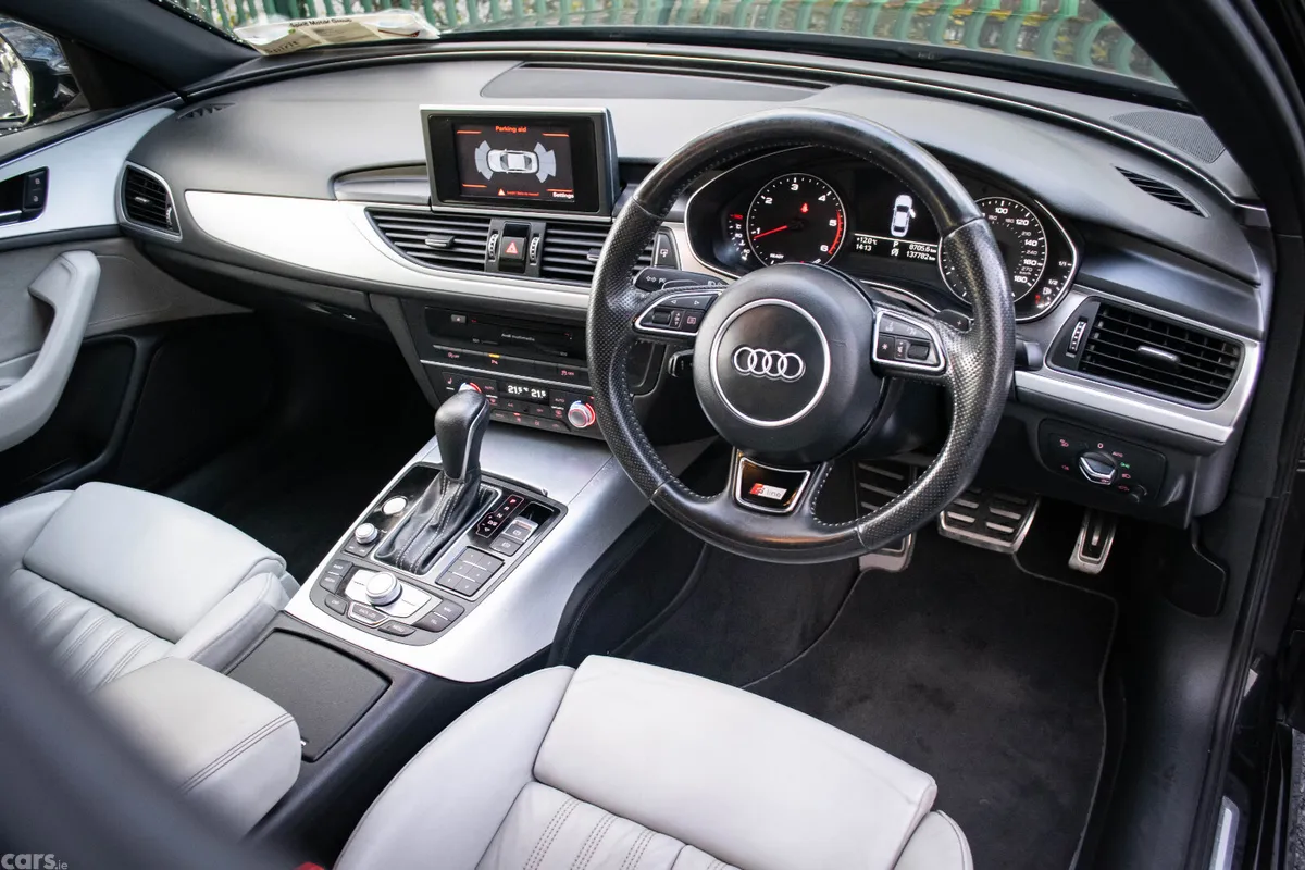 Audi A6 Saloon, Diesel, 2015, Black