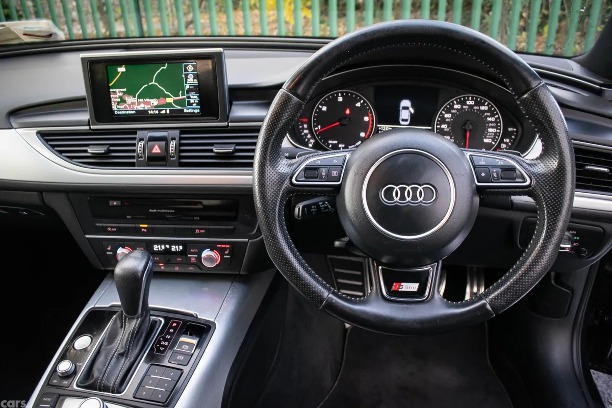 Audi A6 Saloon, Diesel, 2015, Black