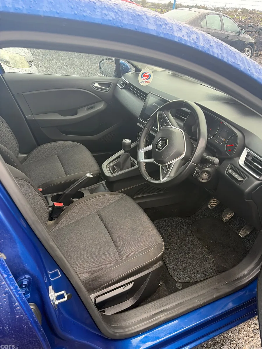Renault Clio Hatchback, Petrol, 2022, Blue