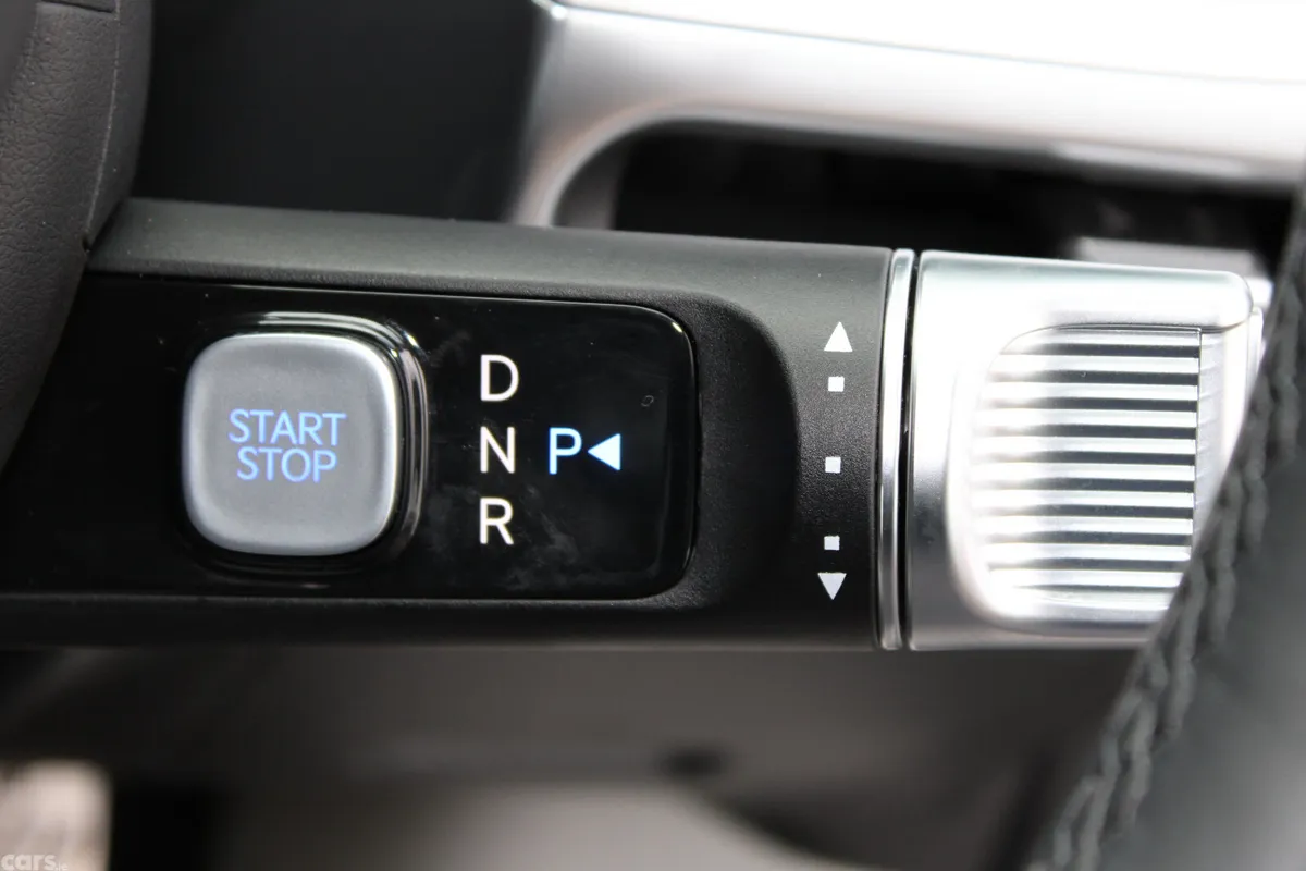 Hyundai IONIQ 9 MPV, Electric, 2025, Grey