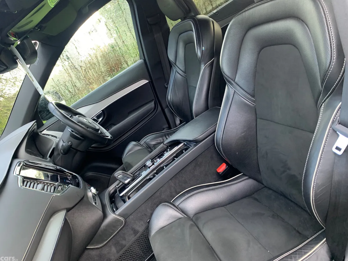 Volvo XC90 SUV, Petrol Plug-in Hybrid, 2020, Grey