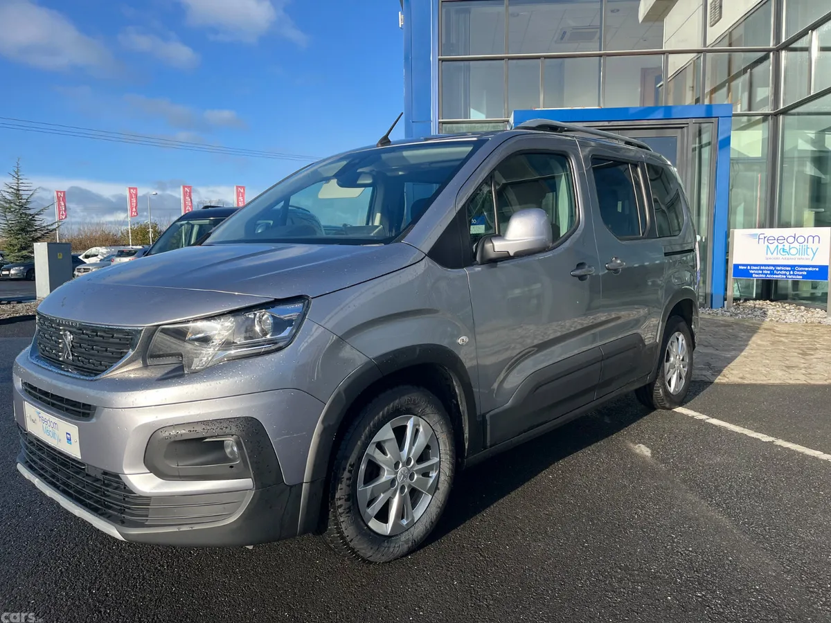 Peugeot Rifter MPV, Diesel, 2021, Silver