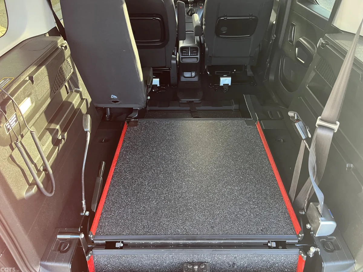 Peugeot Rifter MPV, Diesel, 2021, Silver