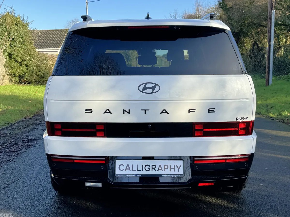 Hyundai Santa Fe SUV, Petrol Plug-in Hybrid, 2027, Black
