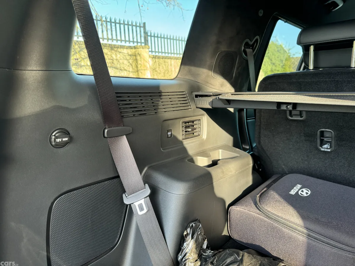 Hyundai Santa Fe SUV, Petrol Plug-in Hybrid, 2027, Black