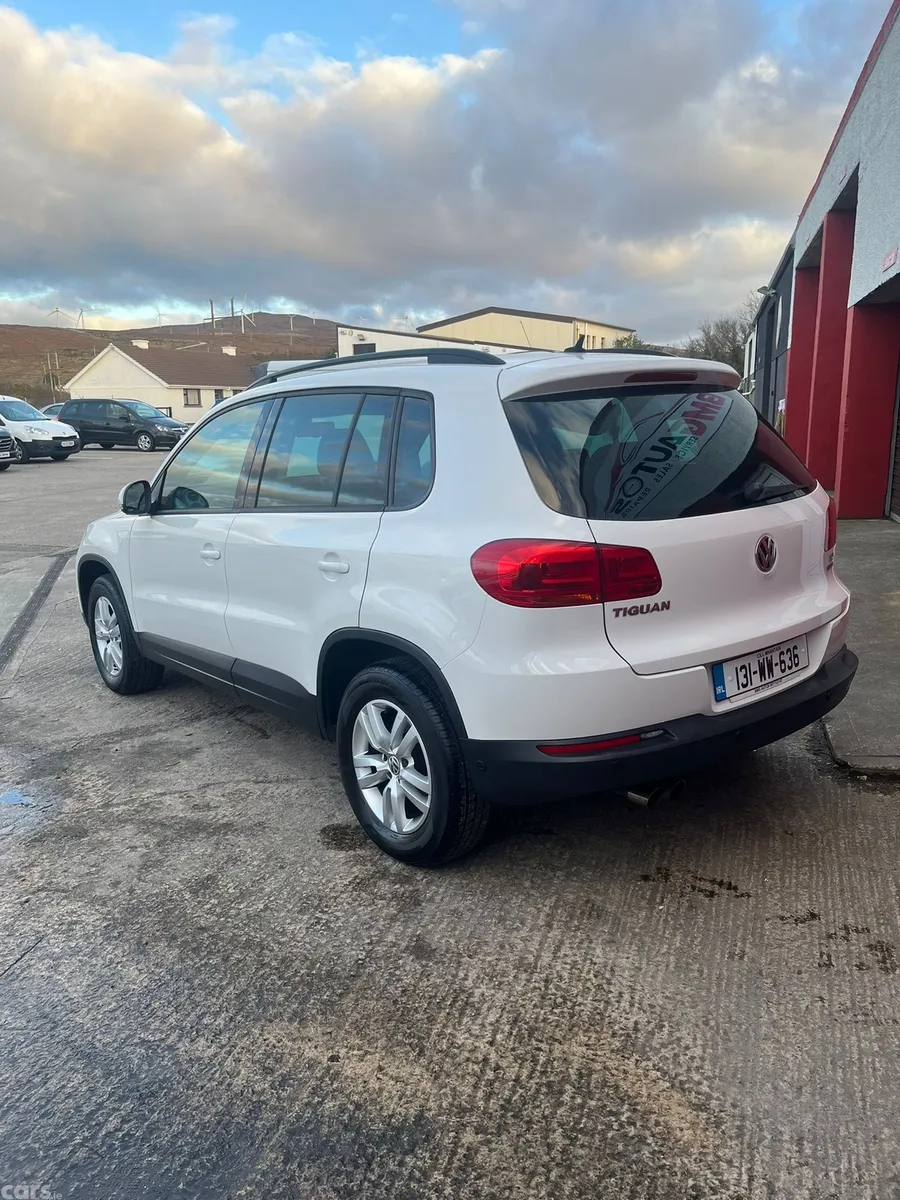 Volkswagen Tiguan SUV, Diesel, 2013, White