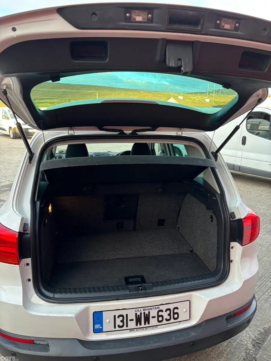 Volkswagen Tiguan SUV, Diesel, 2013, White