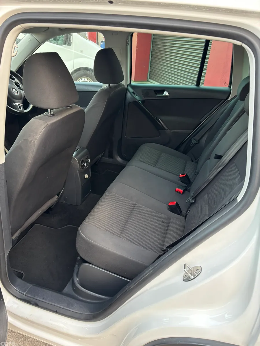 Volkswagen Tiguan SUV, Diesel, 2013, White