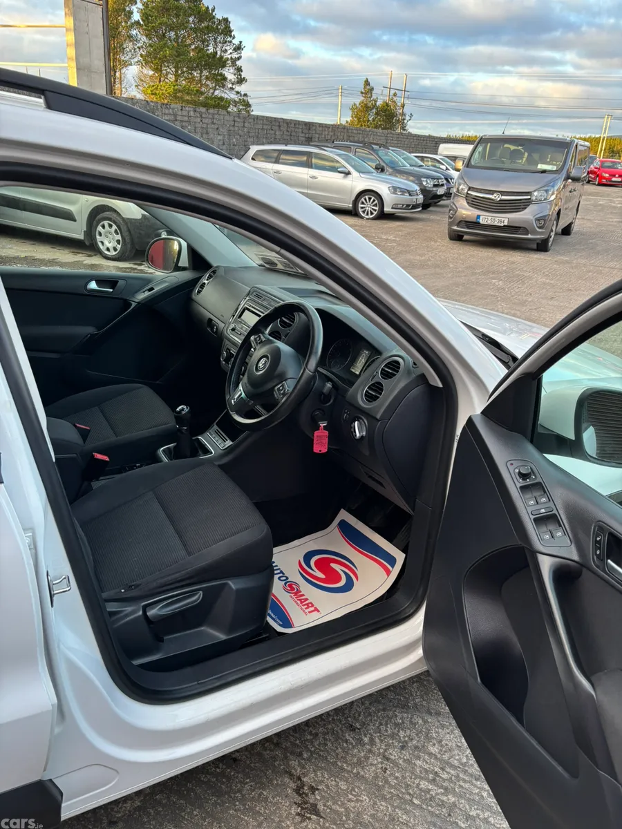 Volkswagen Tiguan SUV, Diesel, 2013, White
