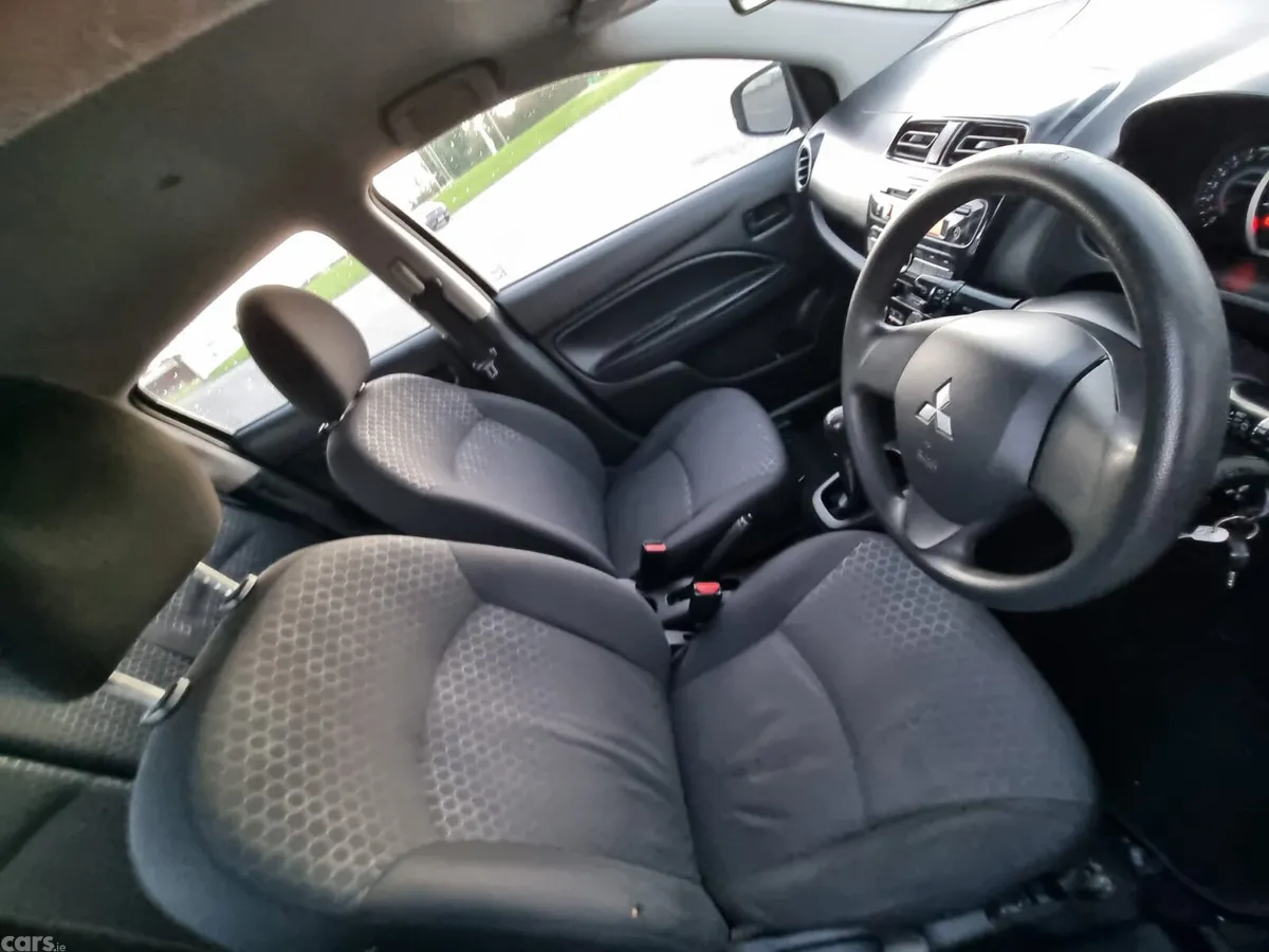 Mitsubishi Colt Hatchback, Petrol, 2015, Black