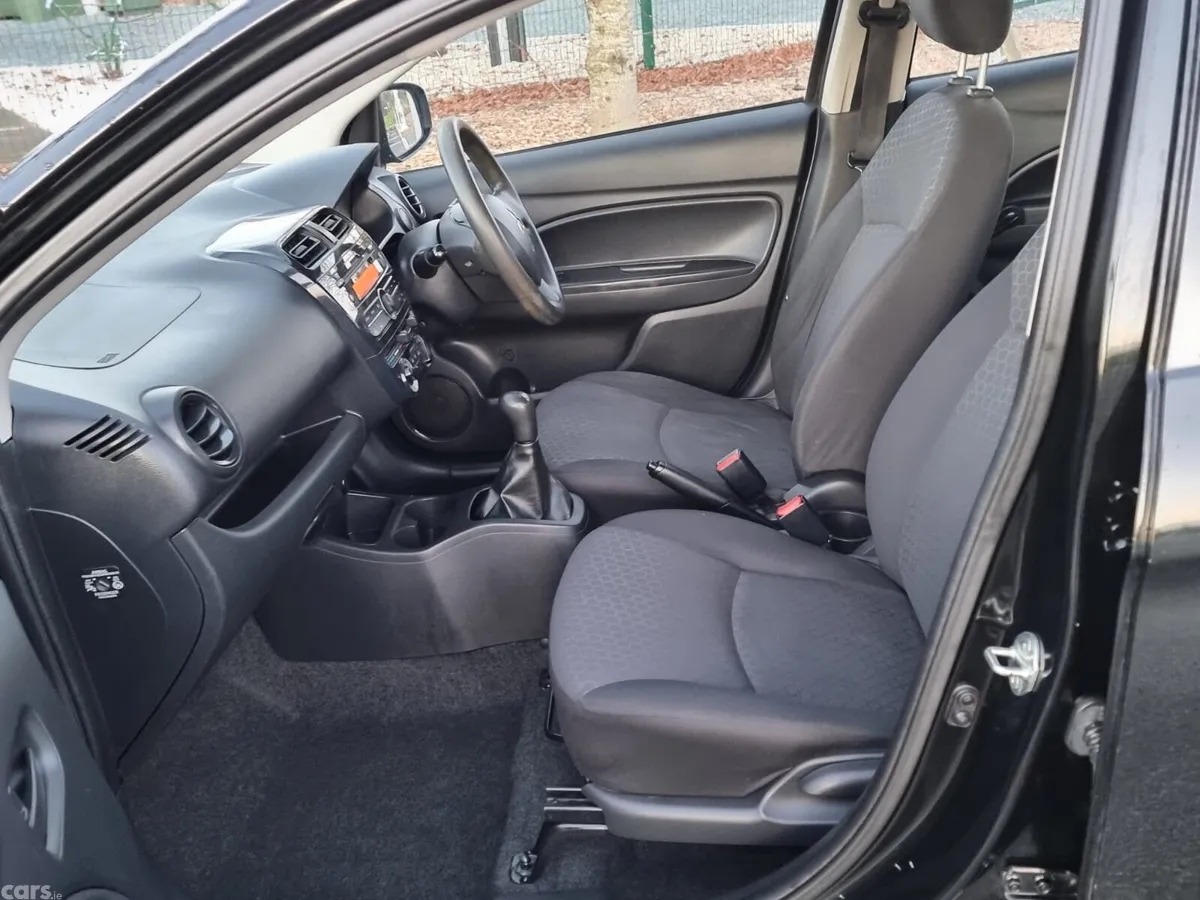 Mitsubishi Colt Hatchback, Petrol, 2015, Black