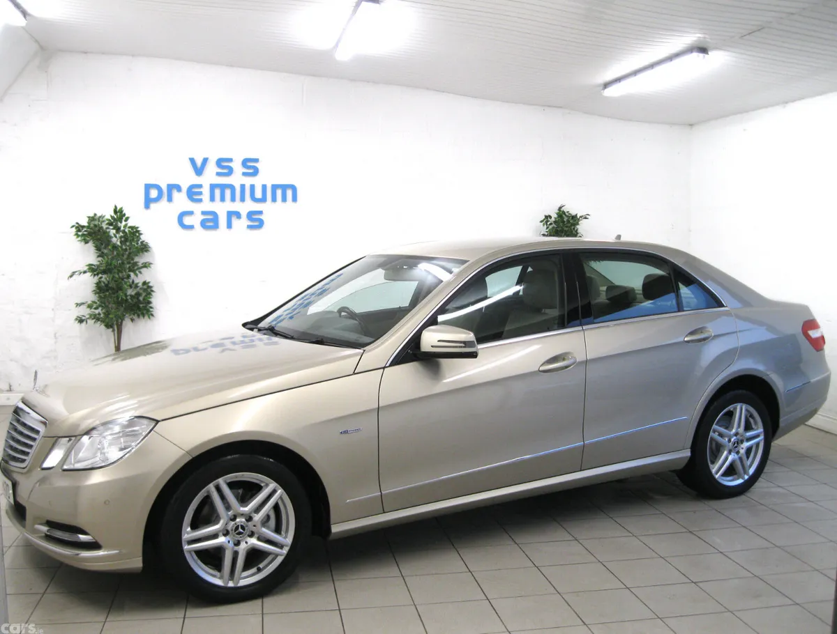 Mercedes-Benz E-Class Saloon, Diesel, 2013, Gold