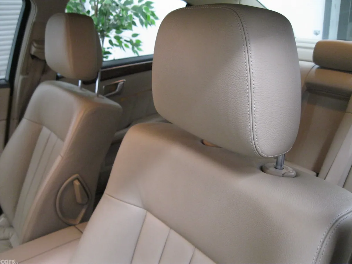 Mercedes-Benz E-Class Saloon, Diesel, 2013, Gold