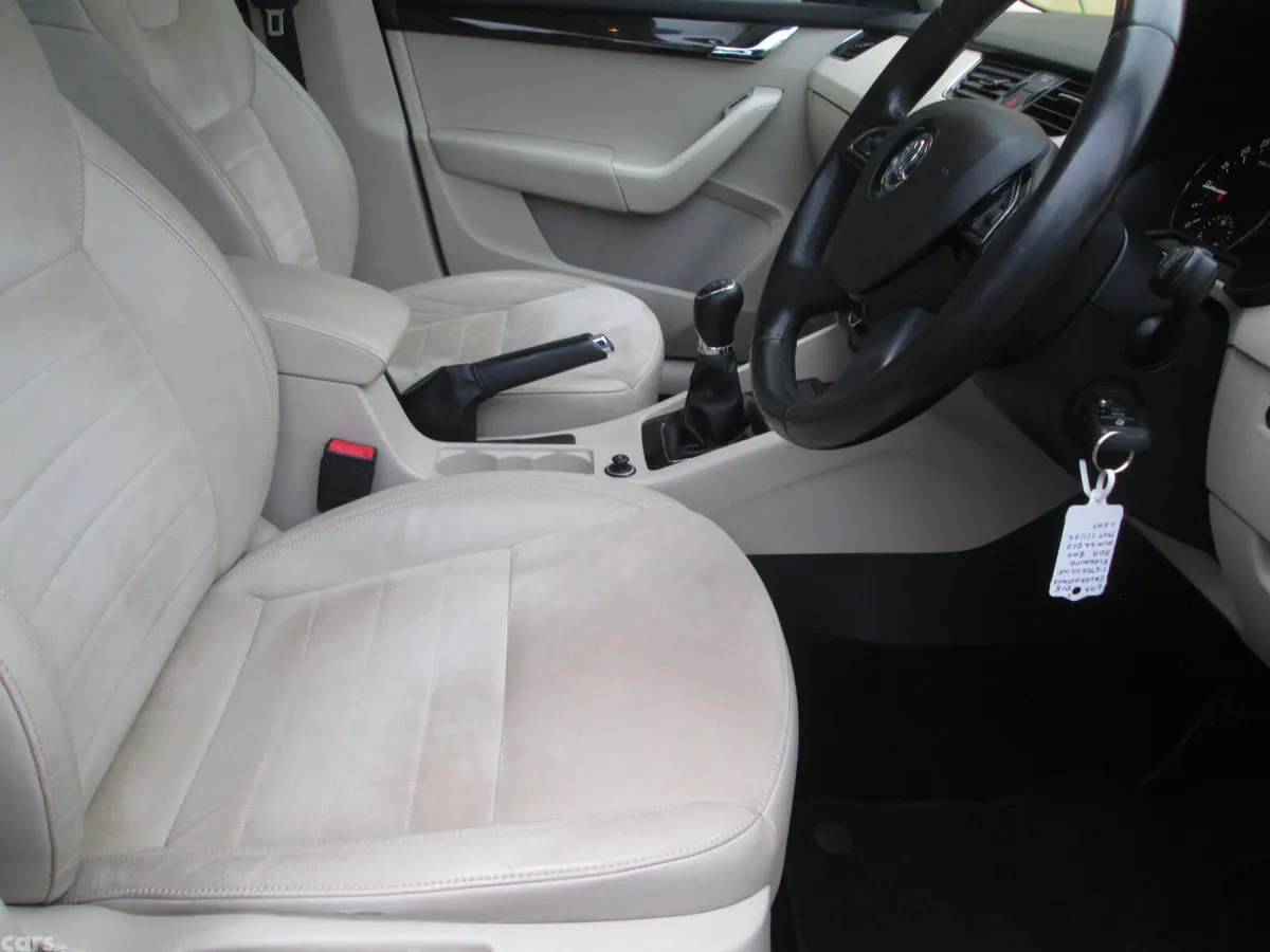 Skoda Octavia Hatchback, Diesel, 2015, Blue