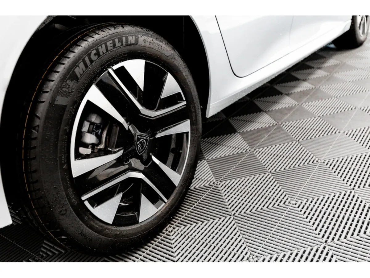 Peugeot 208 Hatchback, Petrol Hybrid, 2026, White