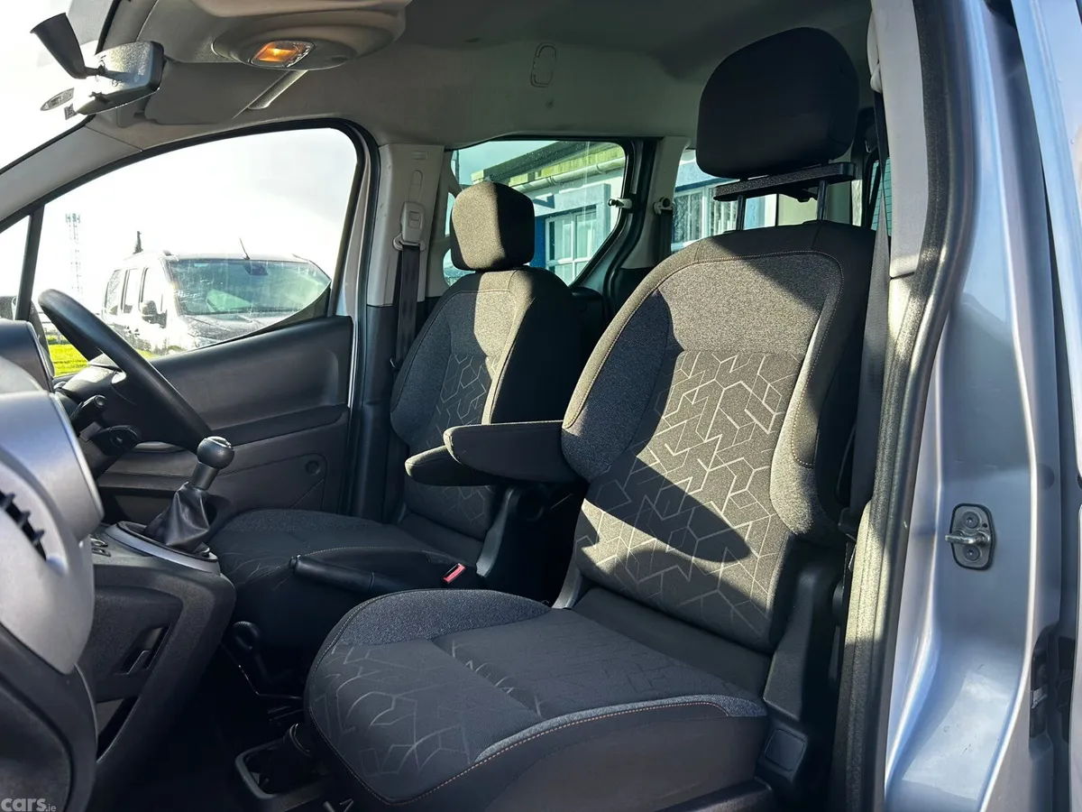 Peugeot Partner Tepee Estate, Diesel, 2017, Grey