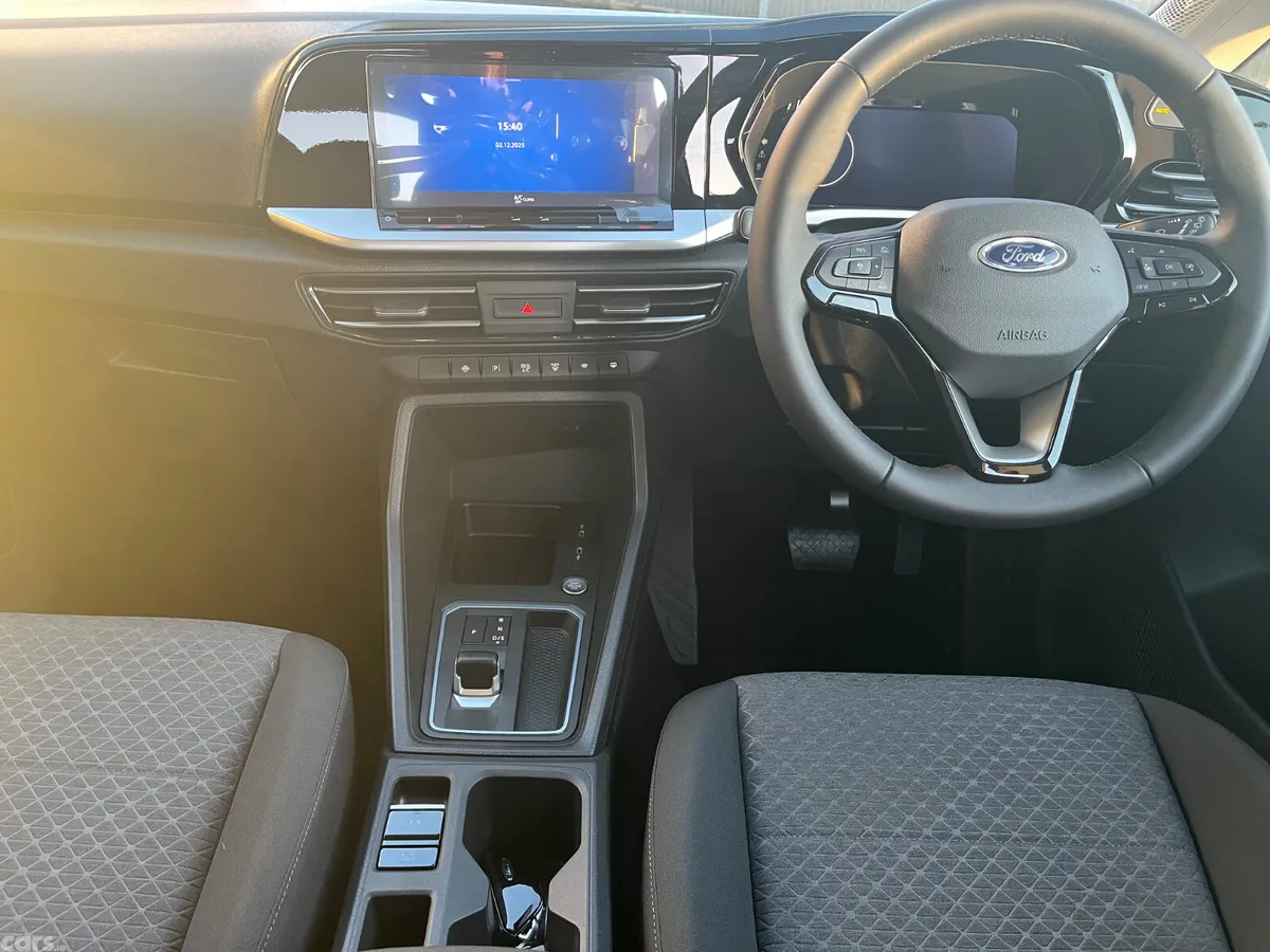 Ford Tourneo Connect MPV, Diesel, 2026, Black