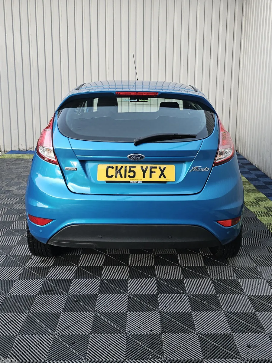 Ford Fiesta Hatchback, Petrol, 2015, Blue