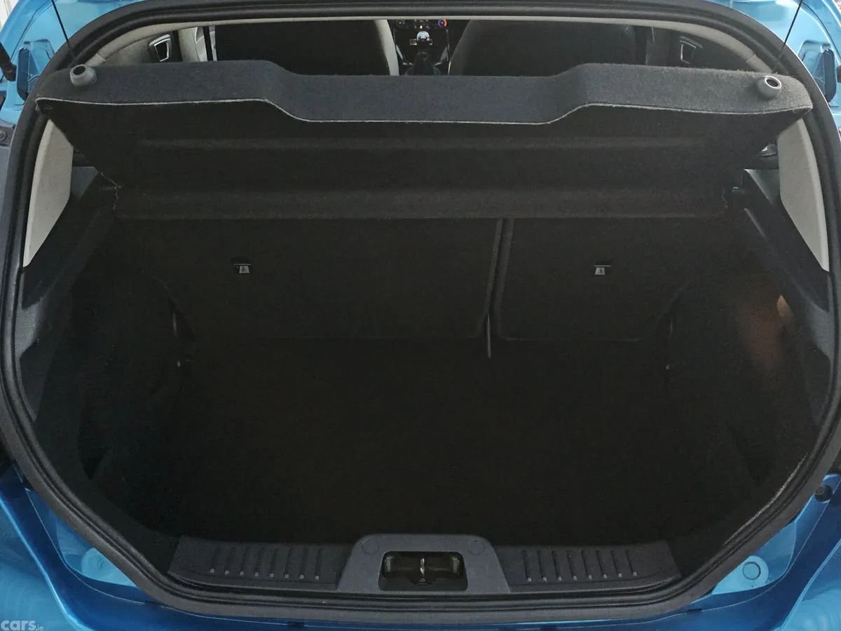 Ford Fiesta Hatchback, Petrol, 2015, Blue