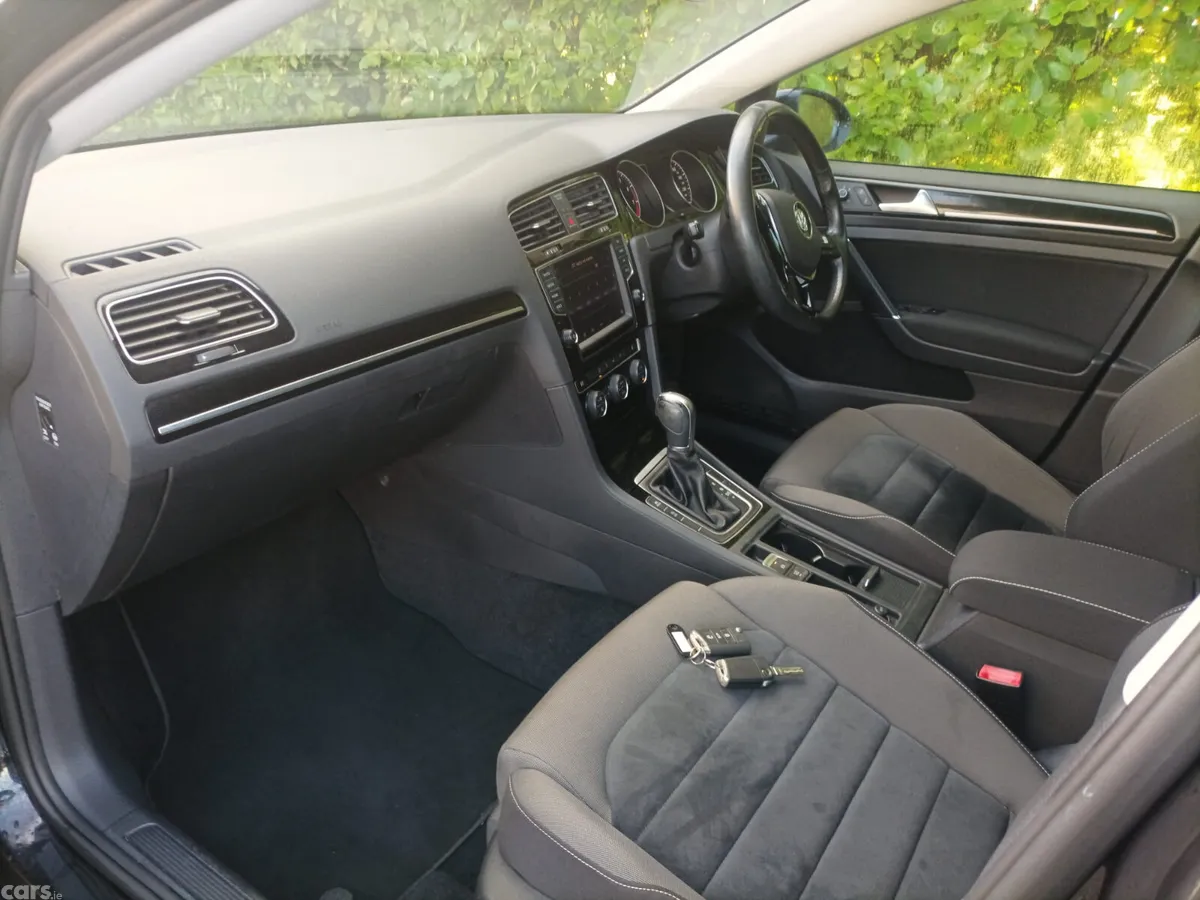 Volkswagen Golf Hatchback, Petrol, 2016, Black
