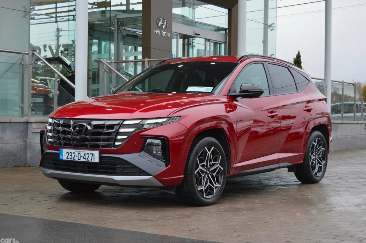 Hyundai Tucson SUV, Petrol Plug-in Hybrid, 2023, Red