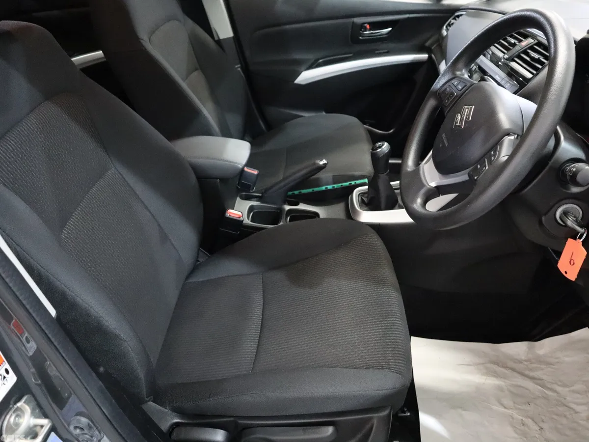 Suzuki SX4 SUV, Petrol, 2019, Grey