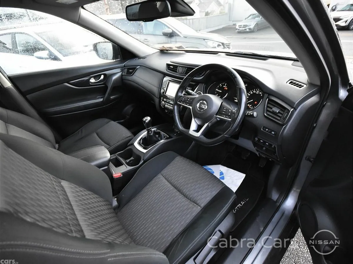 Nissan X-Trail SUV, Diesel, 2019, Grey