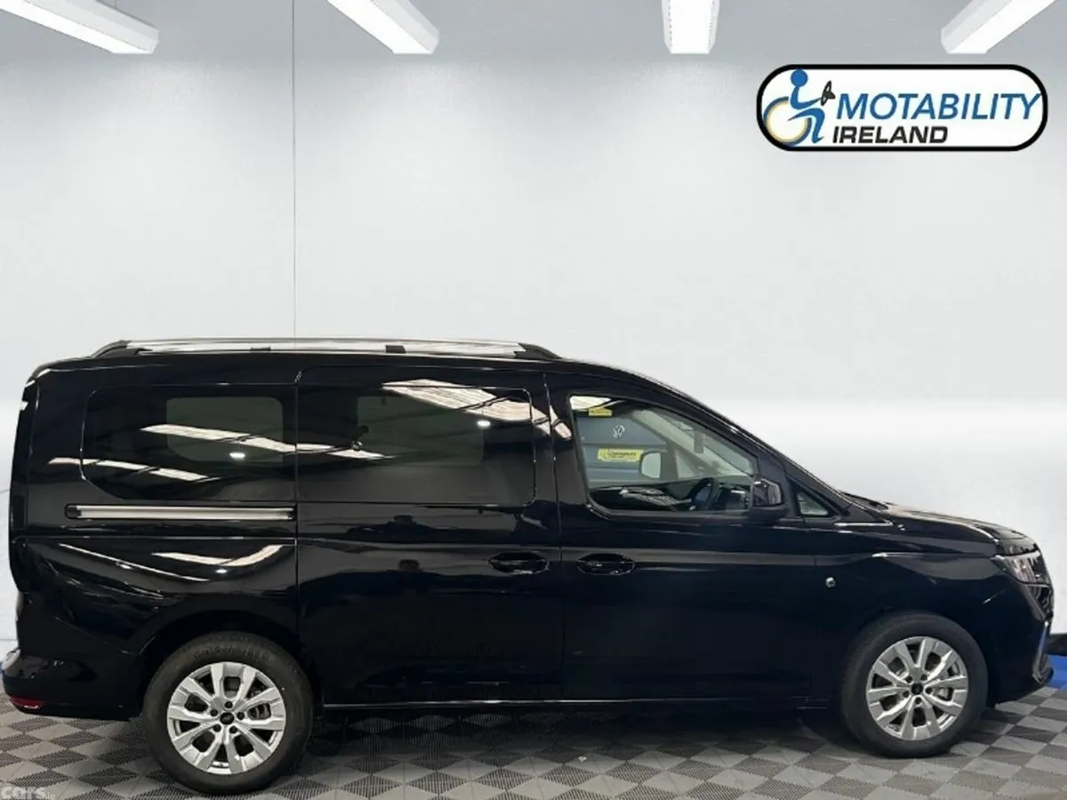 Ford Tourneo Connect MPV, Diesel, 2026, Black
