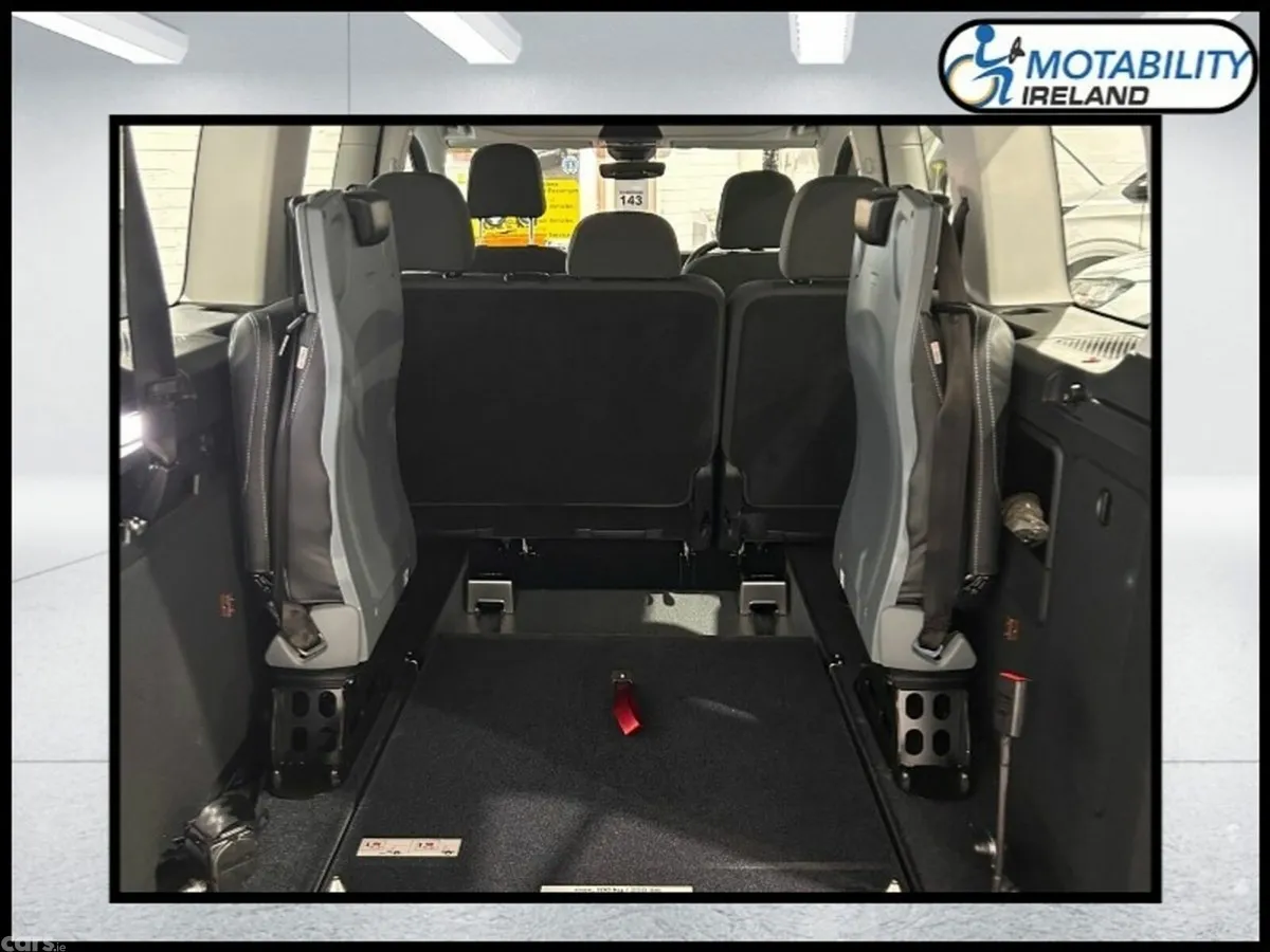 Ford Tourneo Connect MPV, Diesel, 2026, Black