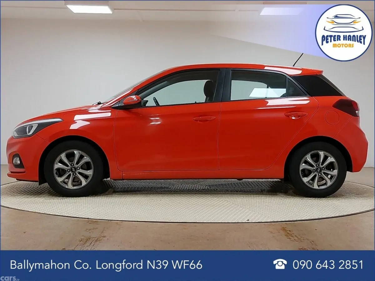 Hyundai i20 Hatchback, Petrol, 2019, Red