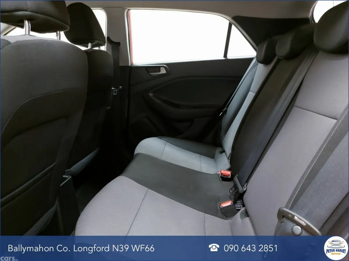 Hyundai i20 Hatchback, Petrol, 2019, Red