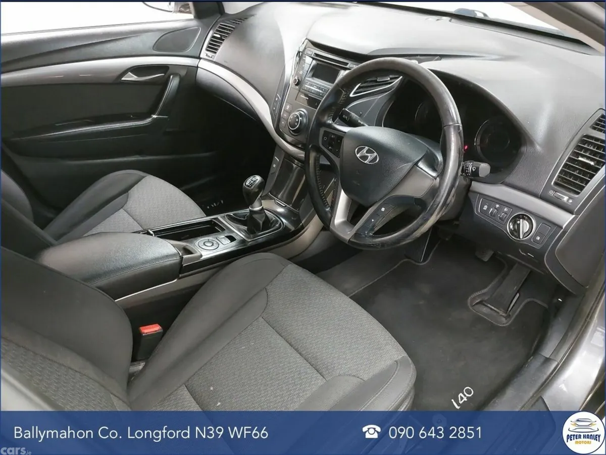 Hyundai i40 Saloon, Diesel, 2016, Silver
