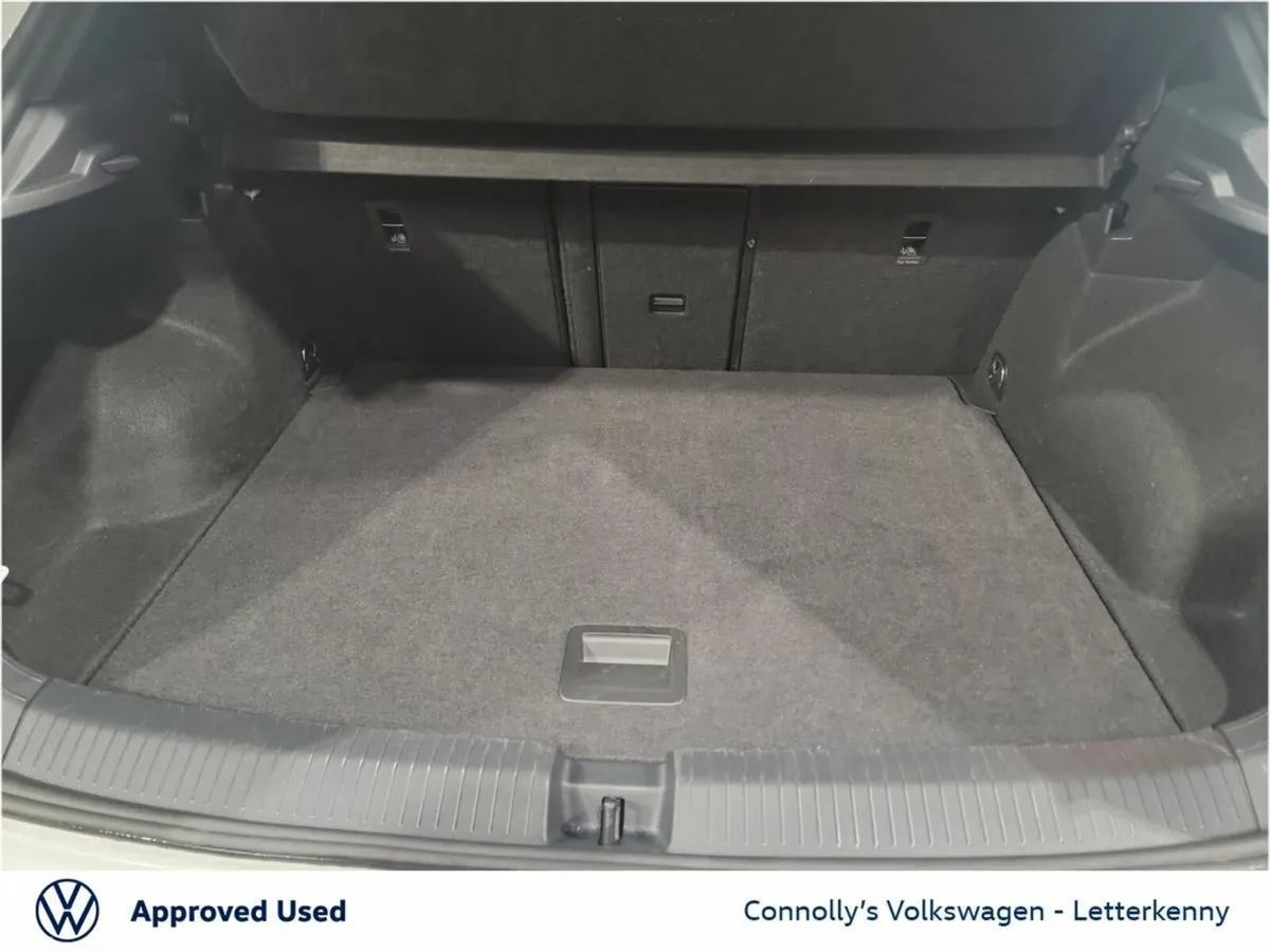 Volkswagen T-Roc SUV, Petrol, 2025, White