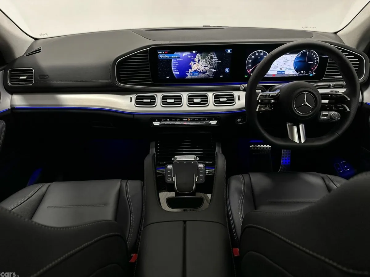 Mercedes-Benz GLE SUV, Petrol Plug-in Hybrid, 2026, Silver