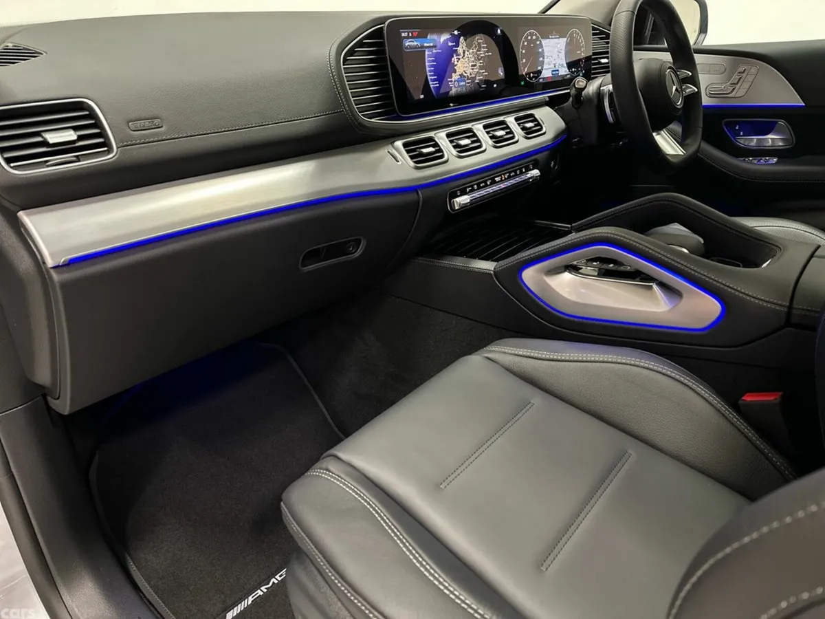 Mercedes-Benz GLE SUV, Petrol Plug-in Hybrid, 2026, Silver
