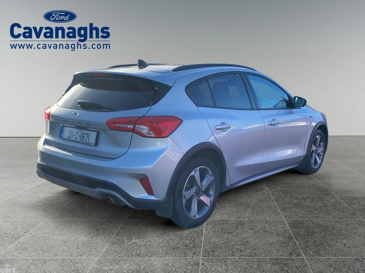 Ford Focus Hatchback, Petrol, 2021, Grey
