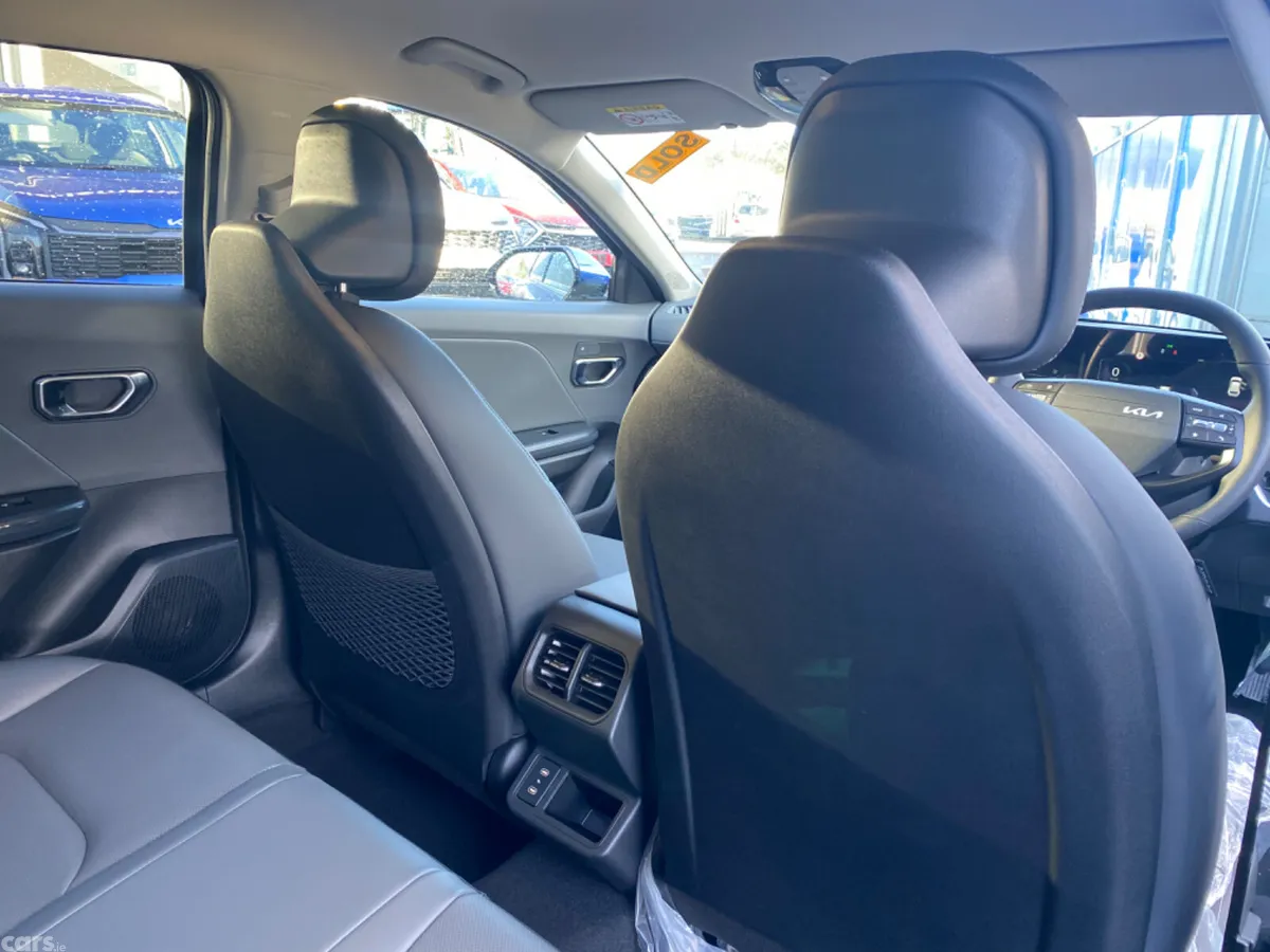 Kia K4 Hatchback, Petrol, 2026, Blue