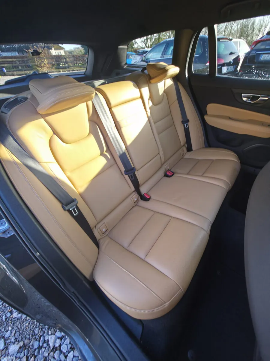 Volvo V60 Estate, Petrol, 2021, Grey