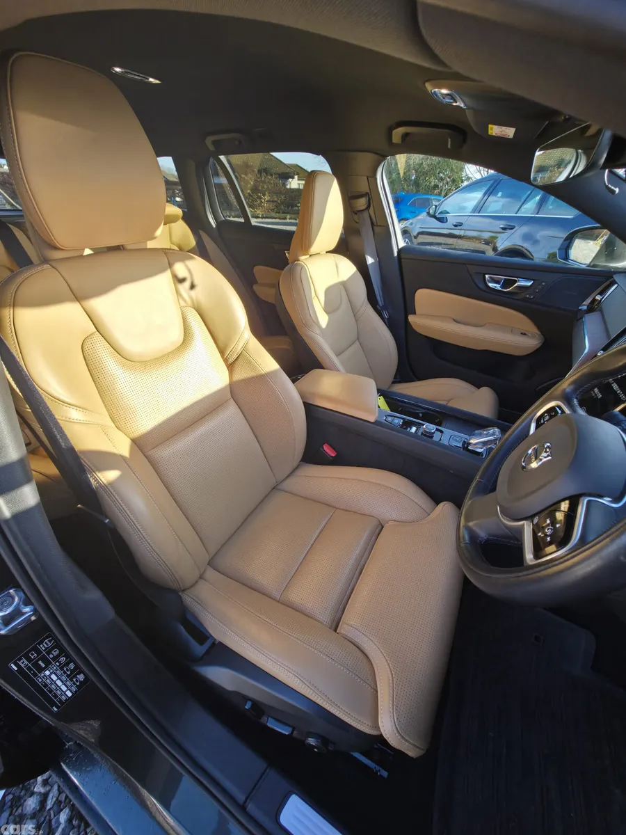 Volvo V60 Estate, Petrol, 2021, Grey