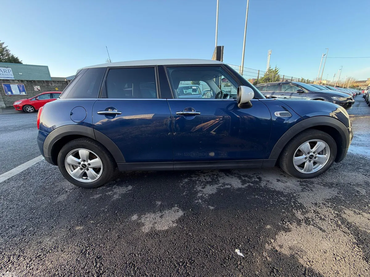 Mini Mini Hatchback, Petrol, 2017, Blue